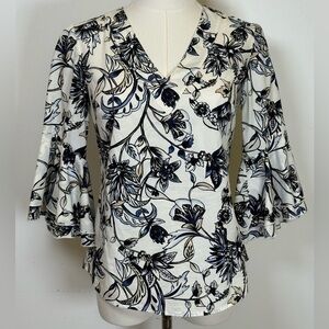 White House Black Market Floral Print Blouse 3/4 Ruffle Bell Sleeves Size 00/XXS